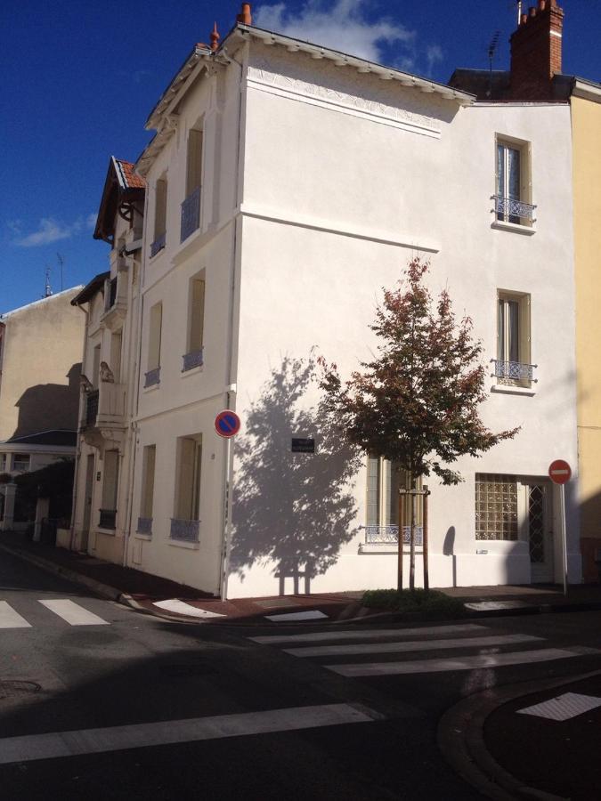 Nouveau : Hyper Centre De Vichy T1 Bis Charmant Exterior foto
